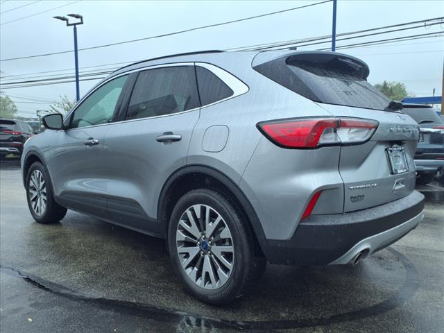 2022 Ford Escape Titanium