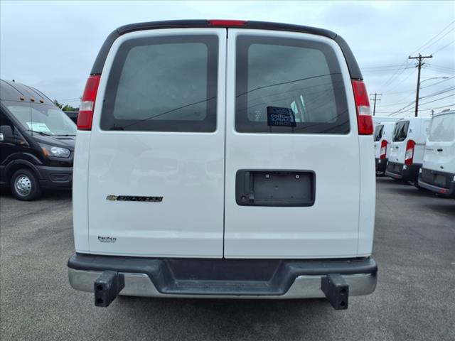 2023 Chevrolet Express 2500