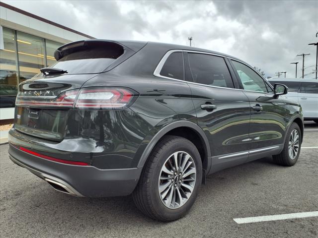 2022 Lincoln Nautilus Standard