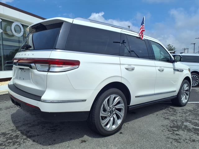 2022 Lincoln Navigator Reserve