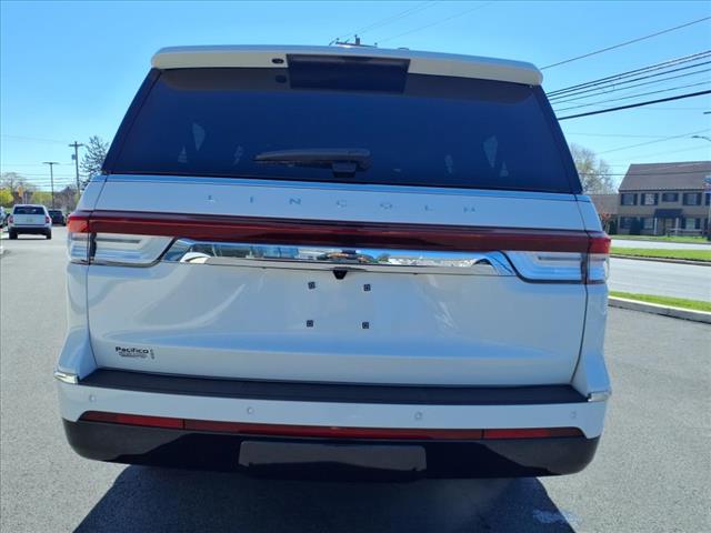 2024 Lincoln Navigator L Reserve