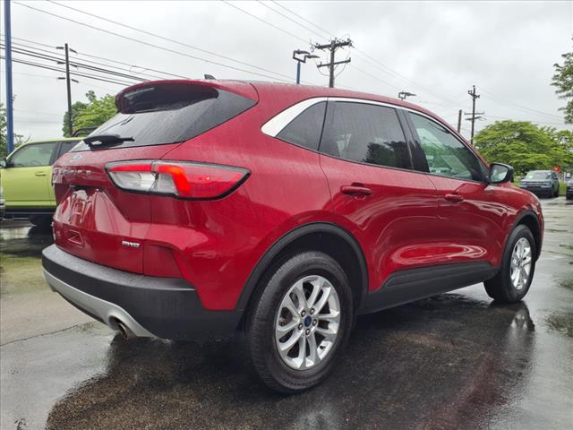 2022 Ford Escape SE
