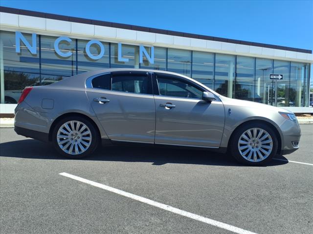 2015 Lincoln MKS Base