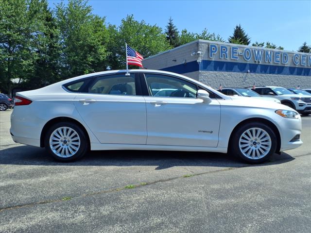2015 Ford Fusion Hybrid SE