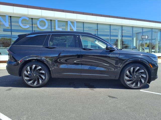 2024 Lincoln Nautilus Black Label
