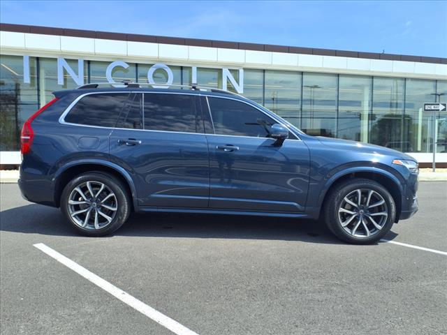 2019 Volvo XC90 T6 Momentum