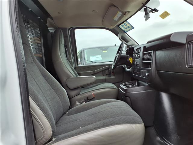 2023 Chevrolet Express 2500