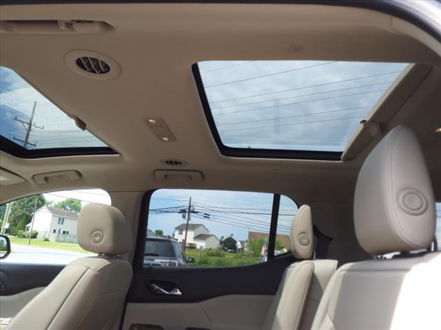 2018 GMC Acadia Denali - Photo 14