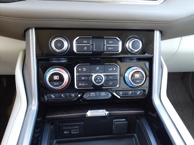 2021 GMC Yukon Denali - Photo 20