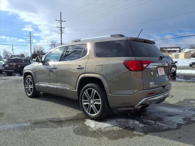2019 GMC Acadia Denali - Photo 4