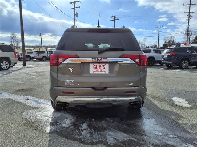 2019 GMC Acadia Denali - Photo 5