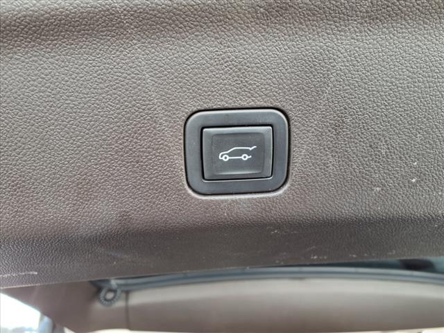 2021 GMC Yukon XL SLT - Photo 8