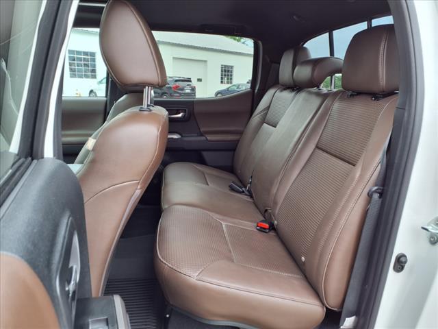 2023 Toyota Tacoma Limited - Photo 9