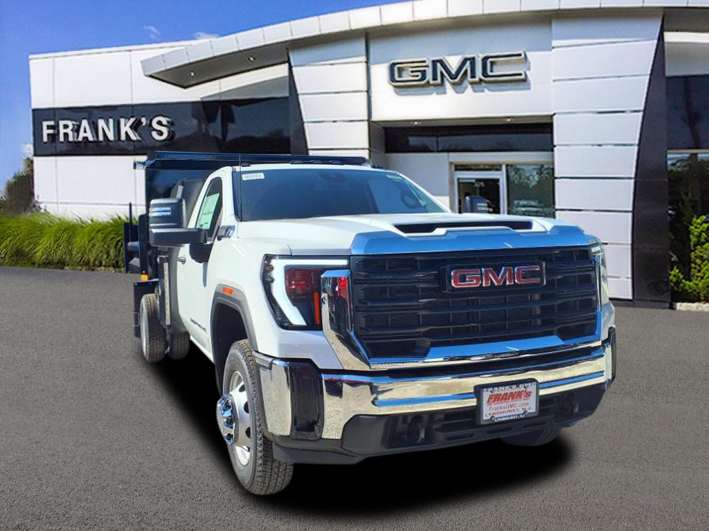 2025 GMC Sierra 3500HD Pro