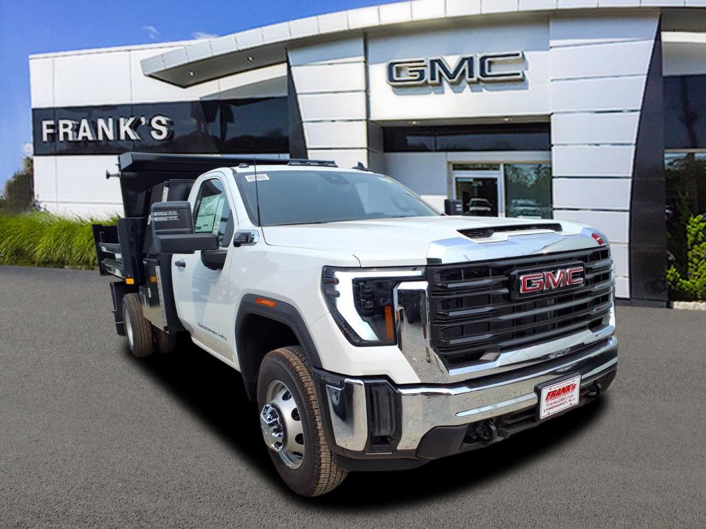 2025 GMC Sierra 3500HD Pro