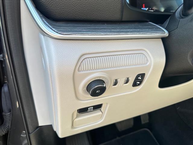 2023 Jeep Wagoneer Series II