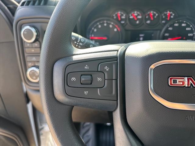 2025 GMC Sierra 2500HD Pro