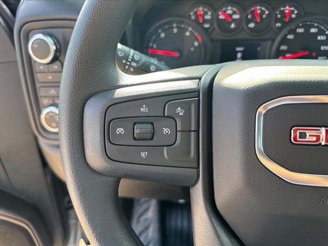 2025 GMC Sierra 2500HD Pro