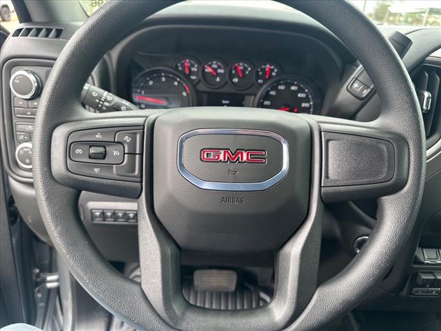 2025 GMC Sierra 2500HD Pro
