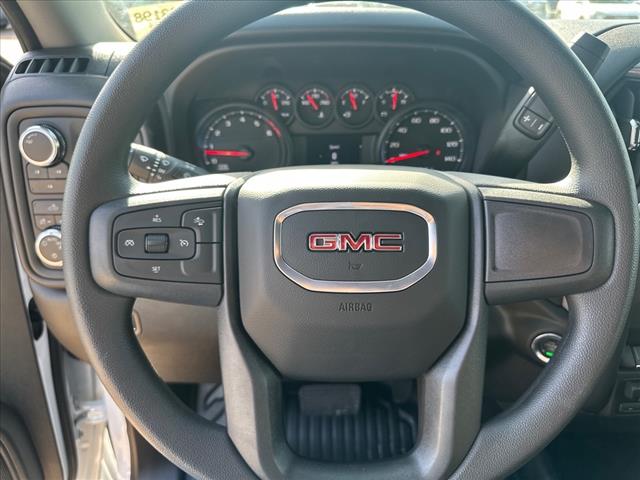 2025 GMC Sierra 2500HD Pro