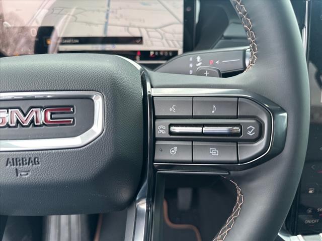2025 GMC Acadia AWD AT4