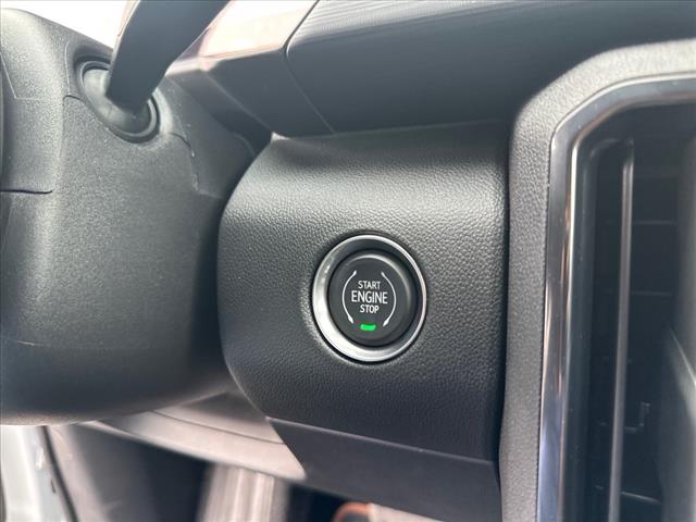 2025 GMC Acadia AWD AT4