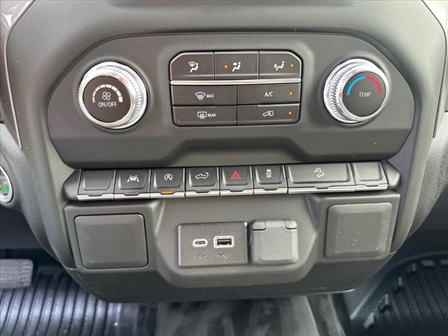 2025 GMC Sierra 1500 Pro