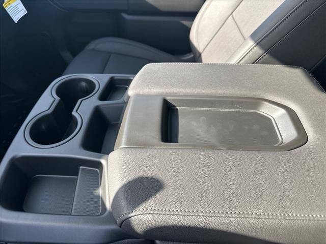 2025 GMC Sierra 2500HD Pro