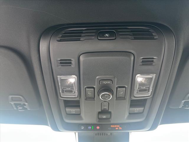 2025 GMC Yukon XL AT4 Ultimate
