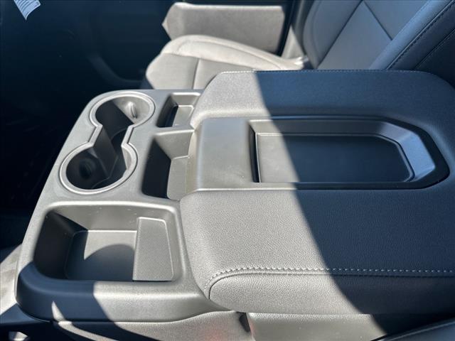 2025 GMC Sierra 2500HD Pro