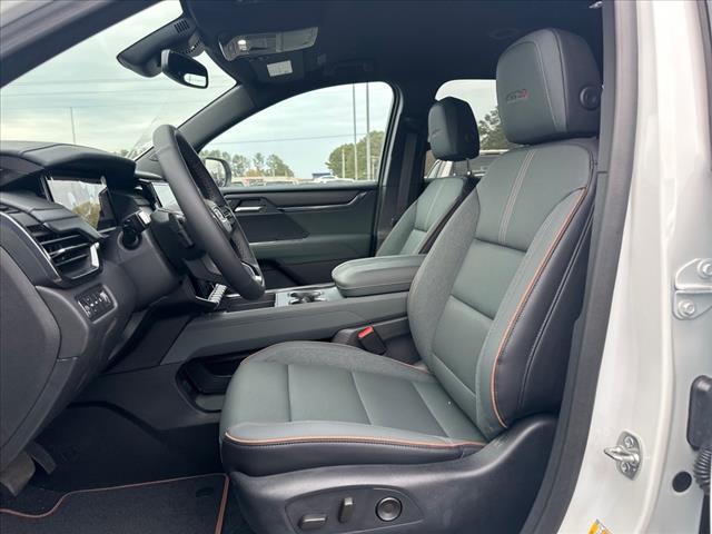 2025 GMC Acadia AWD AT4