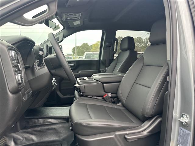 2025 GMC Sierra 2500HD Pro