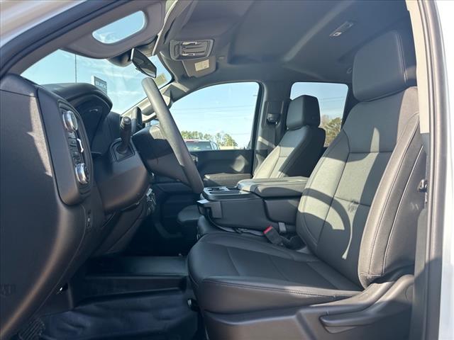 2025 GMC Sierra 2500HD Pro