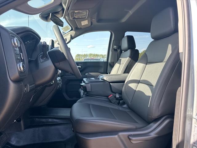 2025 GMC Sierra 2500HD Pro