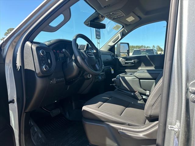 2025 GMC Sierra 2500HD Pro