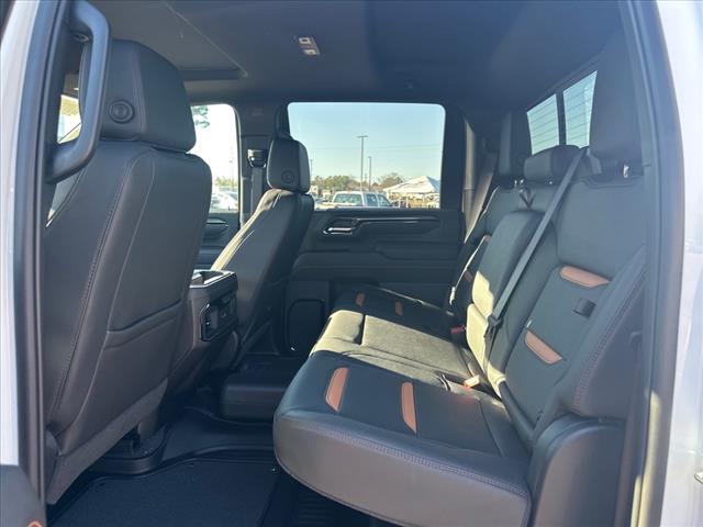 2025 GMC Sierra 2500HD AT4