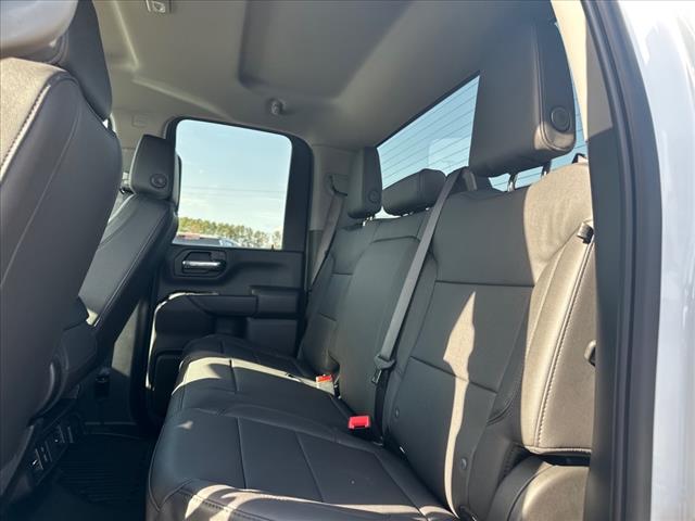2025 GMC Sierra 2500HD Pro