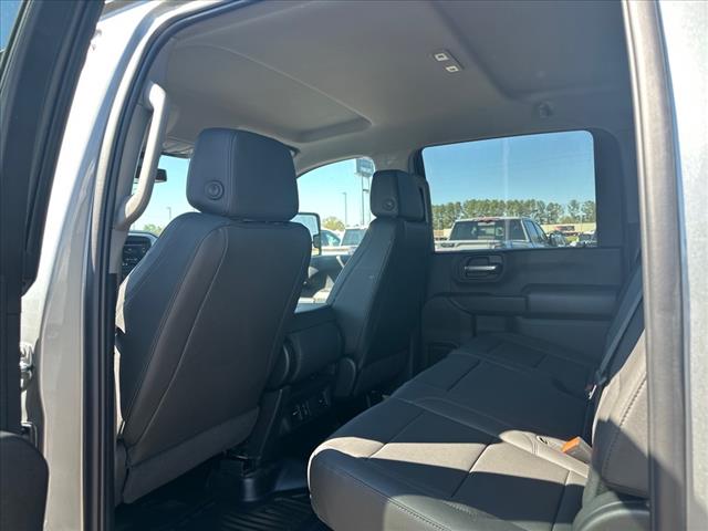 2025 GMC Sierra 2500HD Pro