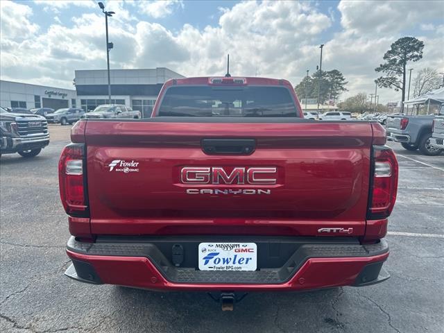 2024 GMC Canyon AT4