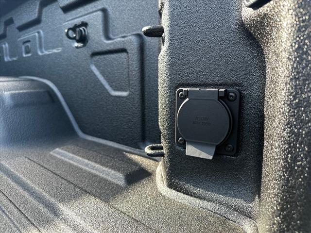 2025 GMC Sierra 2500HD Pro