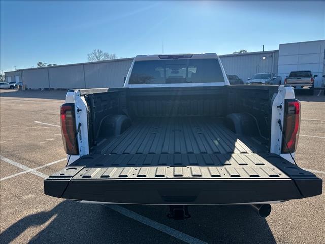 2025 GMC Sierra 2500HD AT4