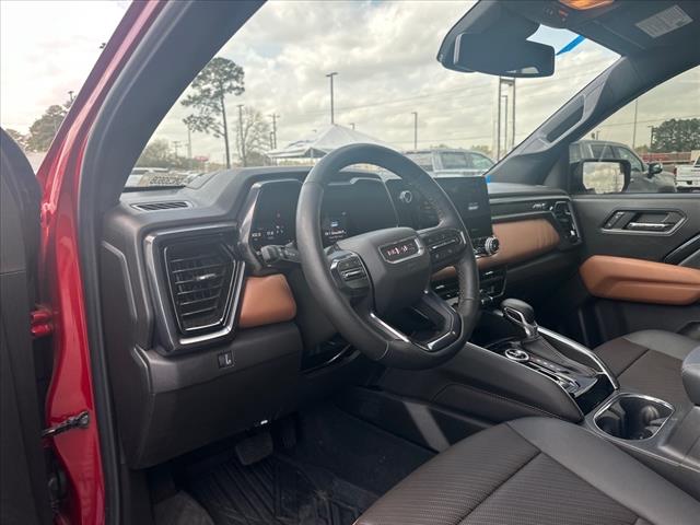 2024 GMC Canyon AT4