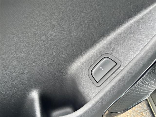 2025 GMC Acadia AWD AT4