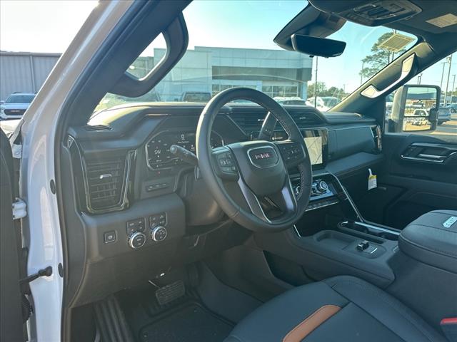 2025 GMC Sierra 2500HD AT4