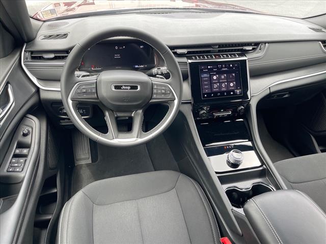 2024 Jeep Grand Cherokee L Laredo