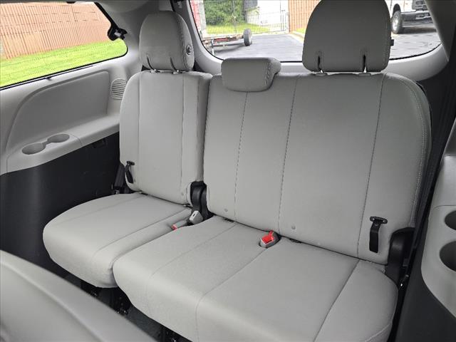 2020 Toyota Sienna Limited Premium 7 Passenger