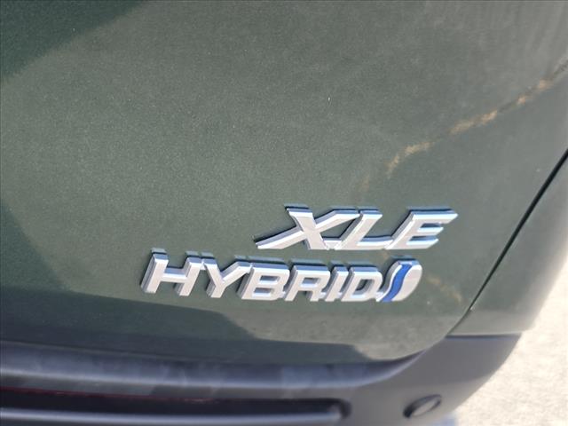 2024 Toyota Sienna XLE 8 Passenger