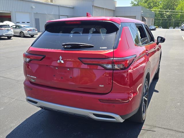 2023 Mitsubishi Outlander SE