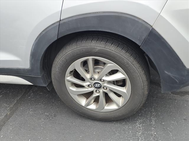 2017 Hyundai TUCSON SE Plus
