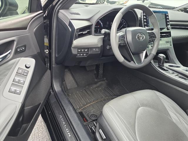 2021 Toyota Avalon Hybrid Limited